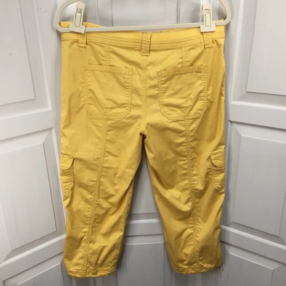 Style & Co Yellow Cargo Style Capris - Picture 12 of 15